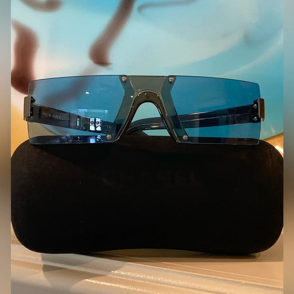 Chanel Blue Shield Sunglasses on Metal with Case - Picture 2 of 14